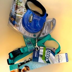 Brand new Coastal powerwalker 12 foot leash and harness with bonus collar